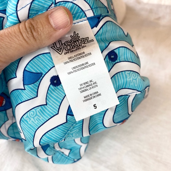 UV Skinz Reversible Sun Hat Sharks - Picture 13 of 15